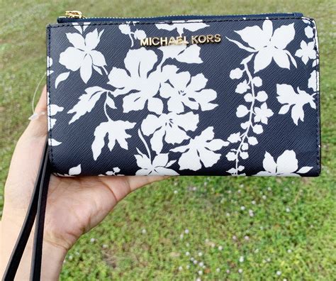 michael kors floral wristlet|Michael Kors wristlet wallet outlet.